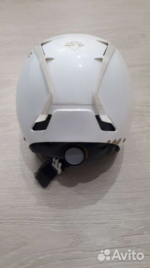 Горнолыжный шлем