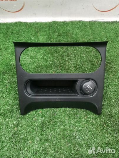 Накладка на торпедо Nissan Qashqai 1.6 HR16DE 2012