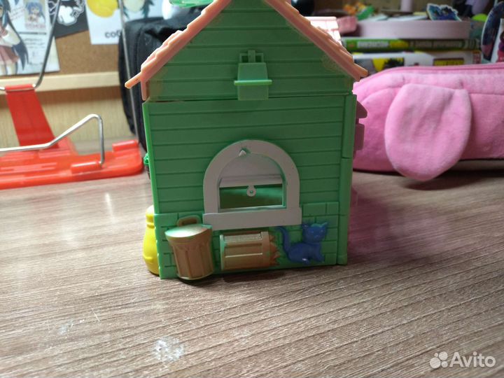 Домик кукольный