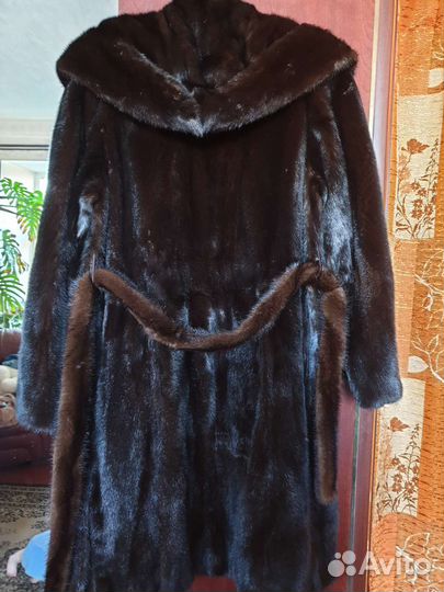 Шуба норковая с капюшоном 44 46