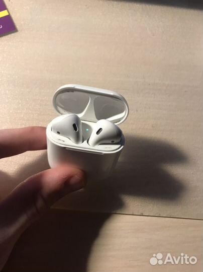 Airpods 2