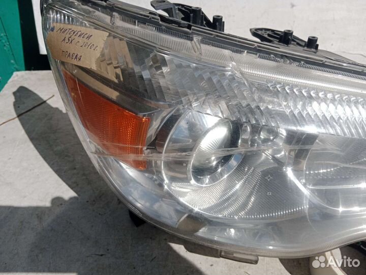 Правая фара Митсубиси асх Mitsubishi ASX