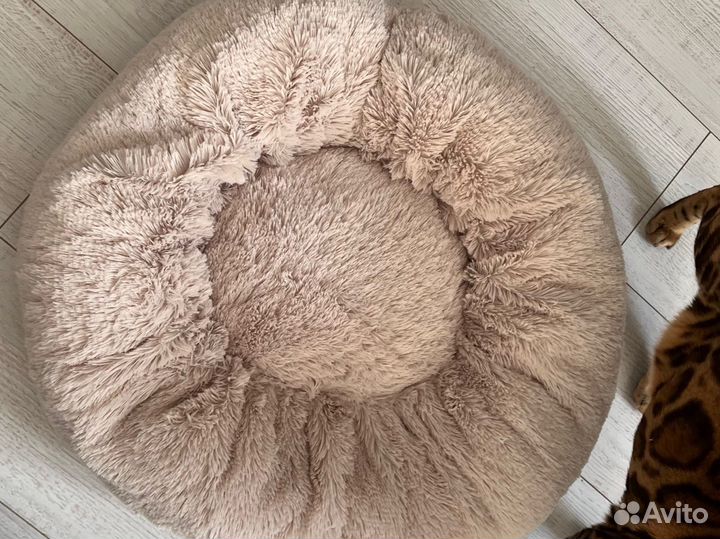 Лежанка для кошек и собак