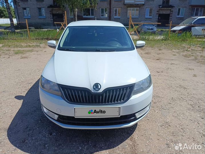 Skoda Rapid 1.6 AT, 2016, 124 000 км
