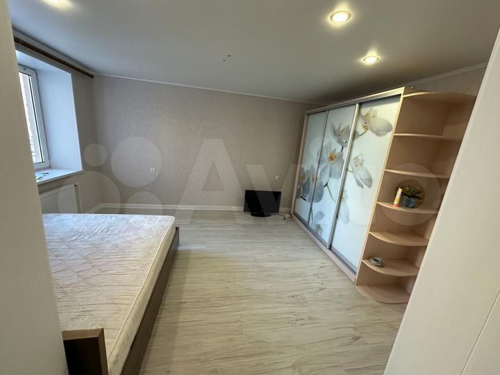 1-к. квартира, 45 м², 4/10 эт.