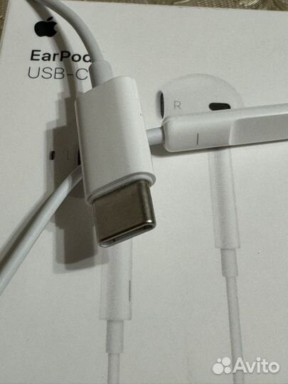 Наушники Apple EarPods with USB-C оригинал + чехол