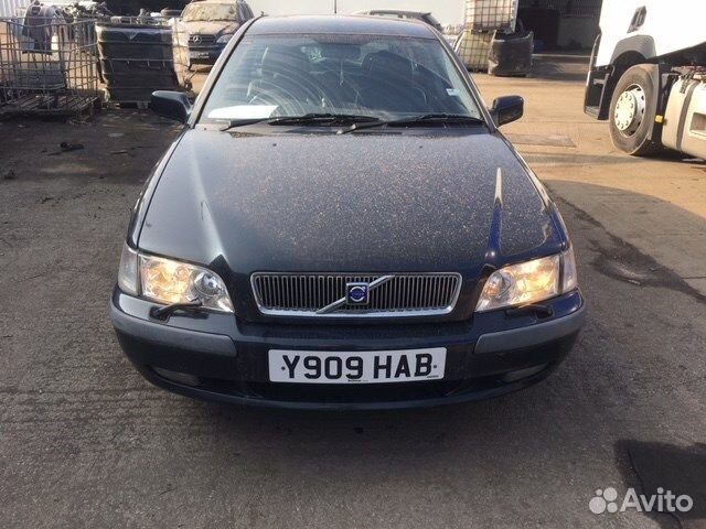 Разбор на запчасти Volvo S40 / V40