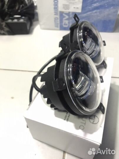 Противотуманные фары Ford Focus