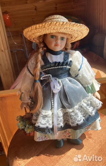 Кукла фарфоровая коллекционная Remeco collection
