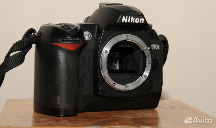 Nikon D70s Body