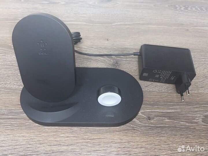 Беспроводное зарядное устройство Belkin