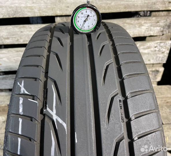 Semperit Speed Life 2 215/50 R17