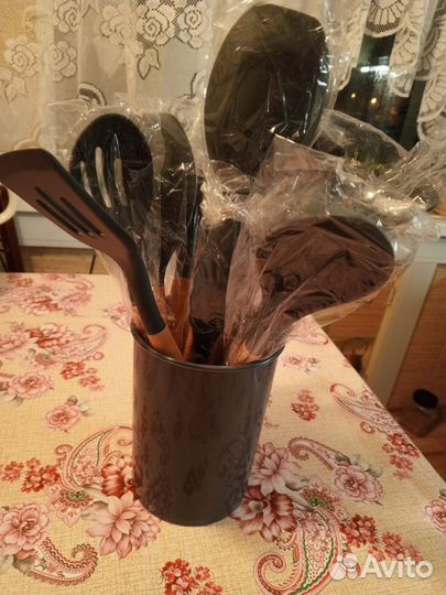 Набор силиконовых кухонных принадлежностей