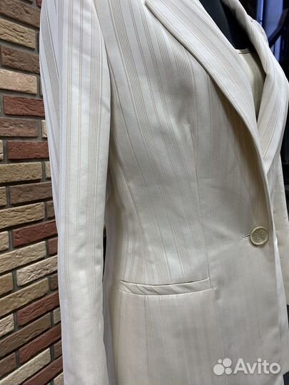 Пиджак женский