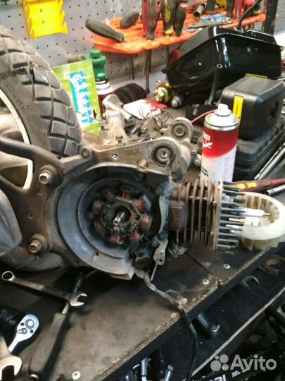 Скутер запчасть