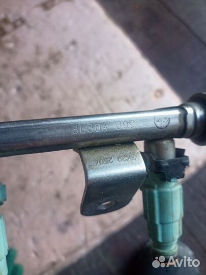 Топливная рампа Kia Rio 3 седан 1.4 2011