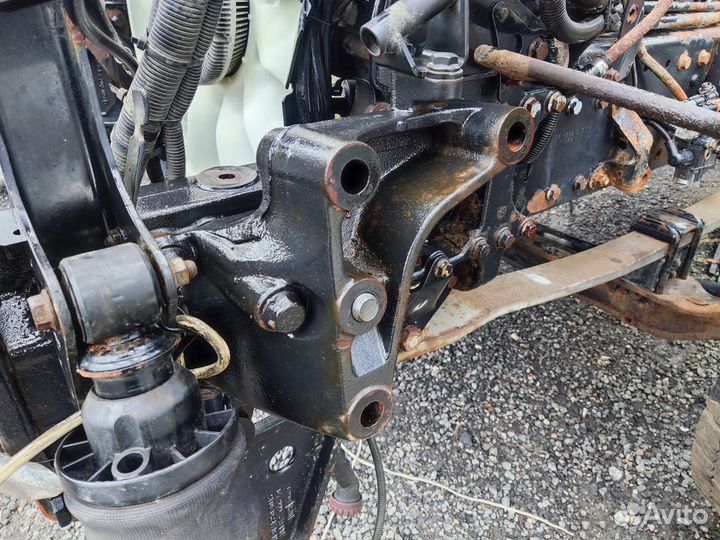 Кронштейн гура Man TGA, Man TGS, Man TGX