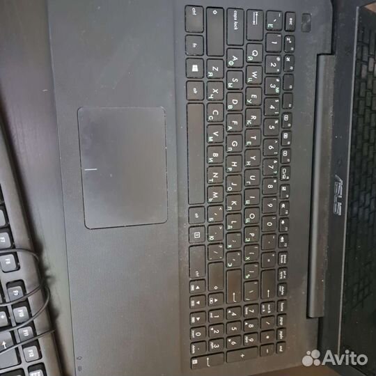 Ноутбук asus