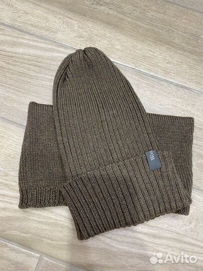 Комплект шапка и снуд