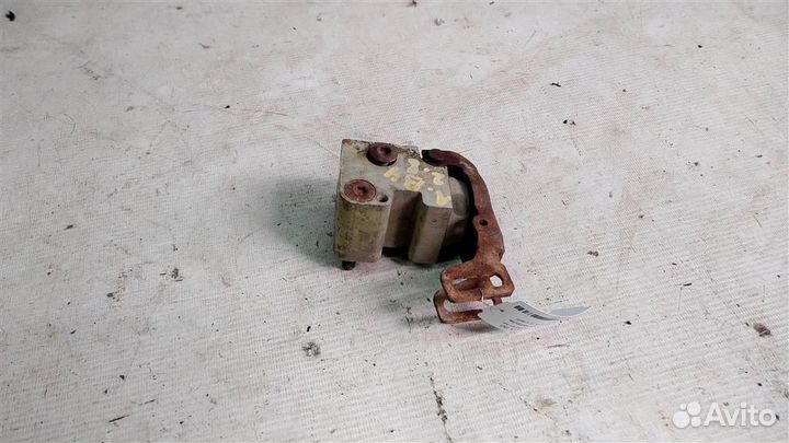 Распределитель тормозных сил Audi 90 B4 91-94г