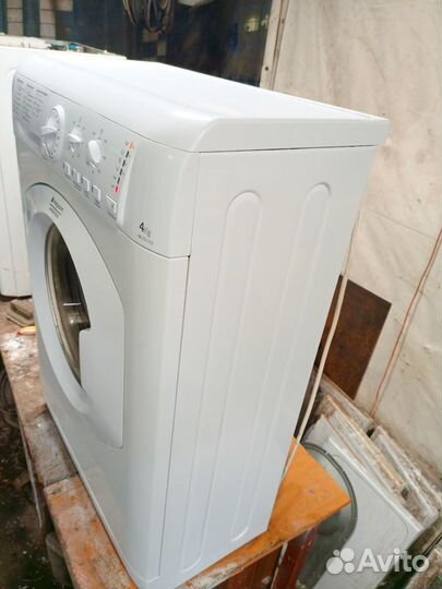 Стиральная машина Аристон. 4 кг