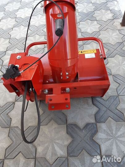 Снегоуборщик см-06