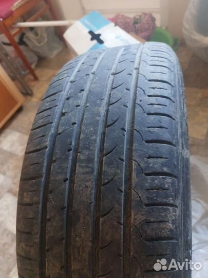Kumho Ecsta HS51 205/60 R16 92H