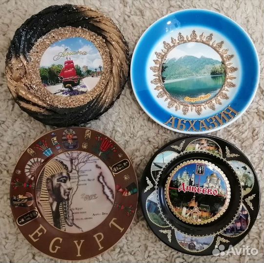 Сувенирные тарелки