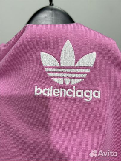 Футболка Balenciaga