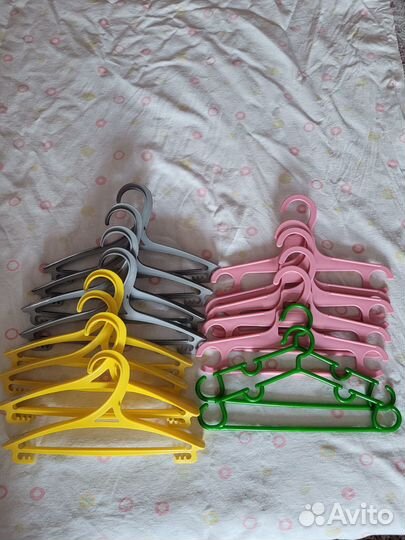 Вешалки плечики детские