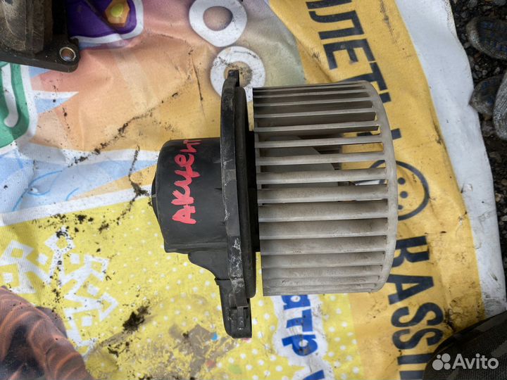 Ментилятор моторчик печки акцент