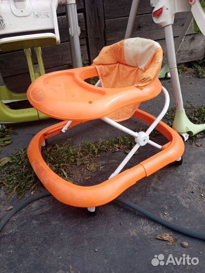 Стул для кормления 2шт