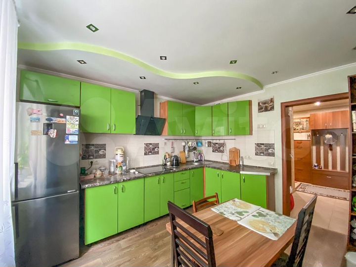 2-к. квартира, 64 м², 3/16 эт.