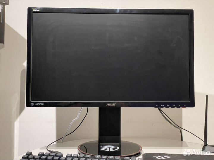 Монитор Asus 24