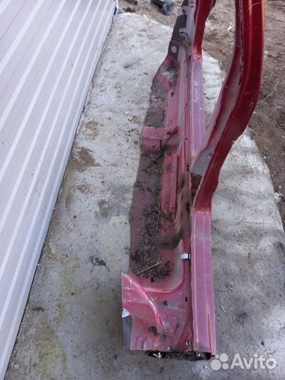 Боковина правая Vw. Passat B5 1996-2002