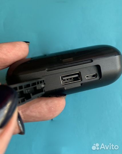 Беспроводные наушники с повербанком