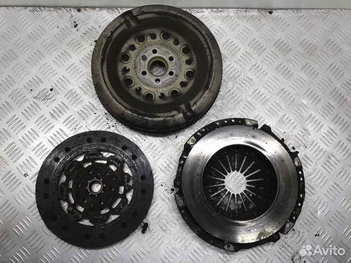 Маховик Volkswagen Passat 201878001558; 03G141031G