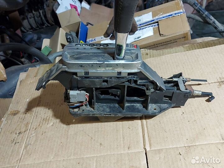 Селектор рычаг АКПП Nissan Maxima A33