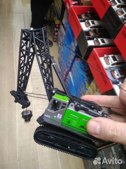 Кран игрушка