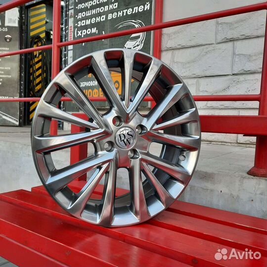 Литой диск 1010 R17 7.0 4*100 ET45 d60.1 Камрики