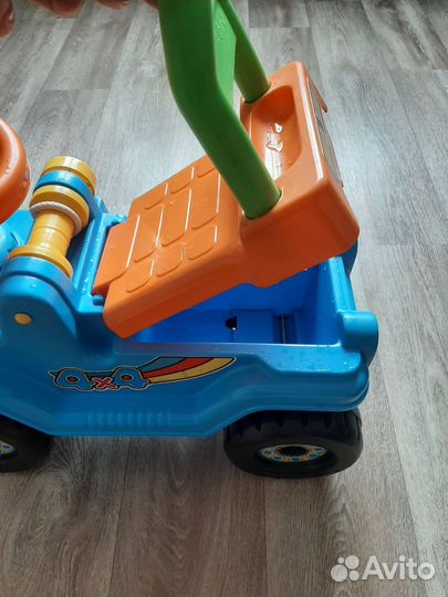 Машинка каталка