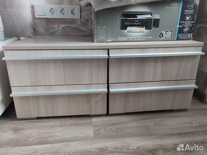 Тумба прикроватная