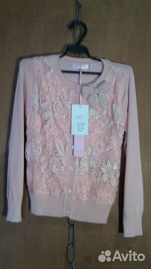 Кофточка на девочку на пуговках вязанная