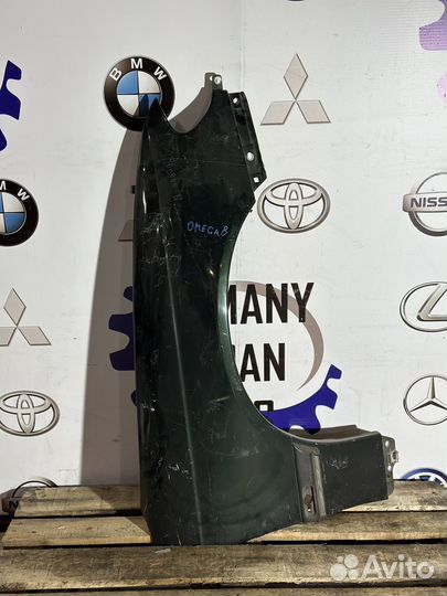 Крыло переднее правое Opel Omega B