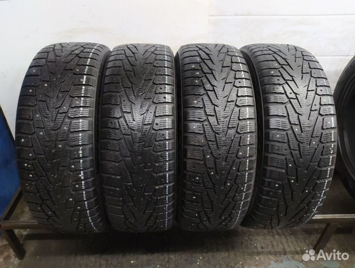 Nokian Tyres Hakkapeliitta 7 SUV 235/65 R17 100Z