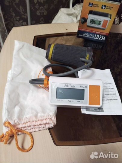 Классический автоматический тонометр