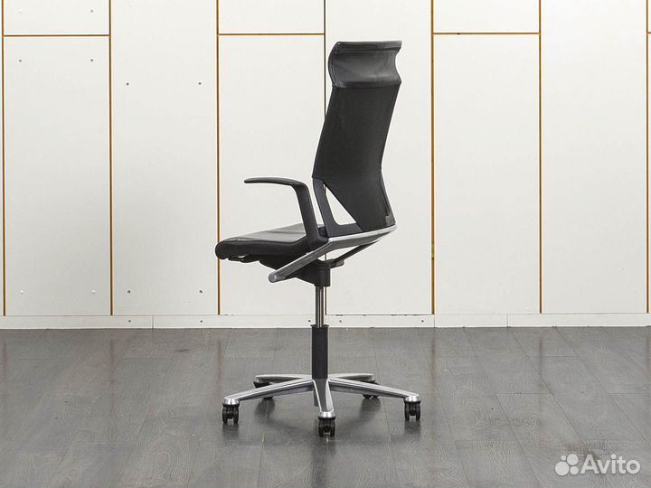 Кресло для руководителя Wilkhahn Modus Small 274/7