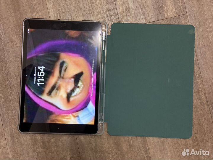 iPad 8 128gb wi-fi + cellural