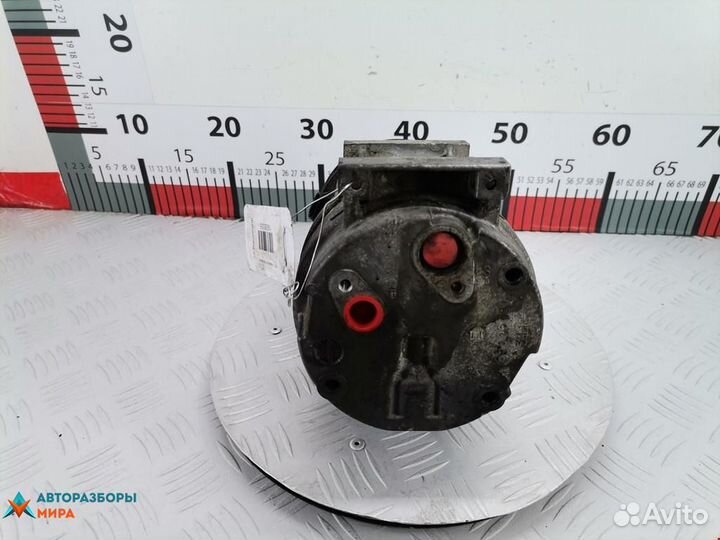 Компрессор кондиционера Renault Scenic рест. 2001