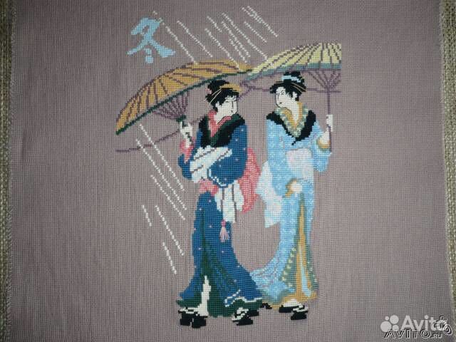 Продаются вышитые картины